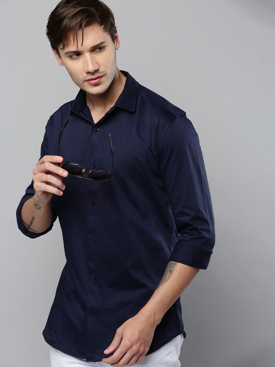 Men Navy Solid Casual Shirt