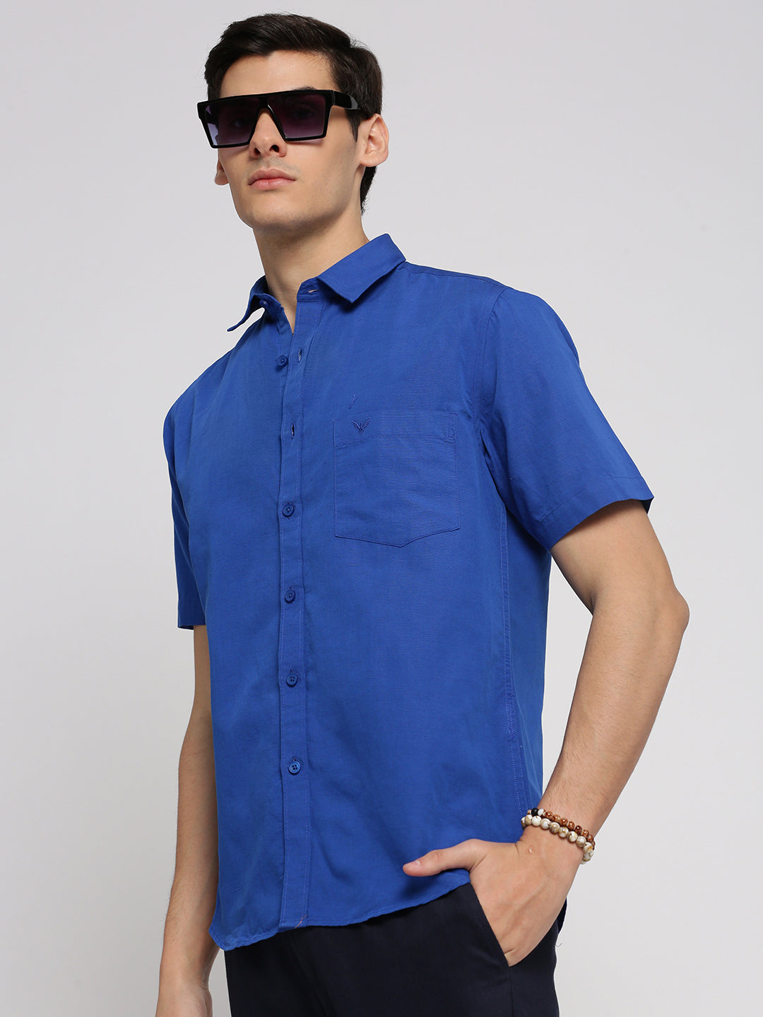 Men Blue Spread Collar Solid Shirt