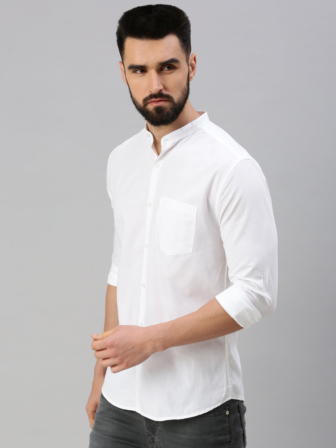 Men White Solid Casual Shirt