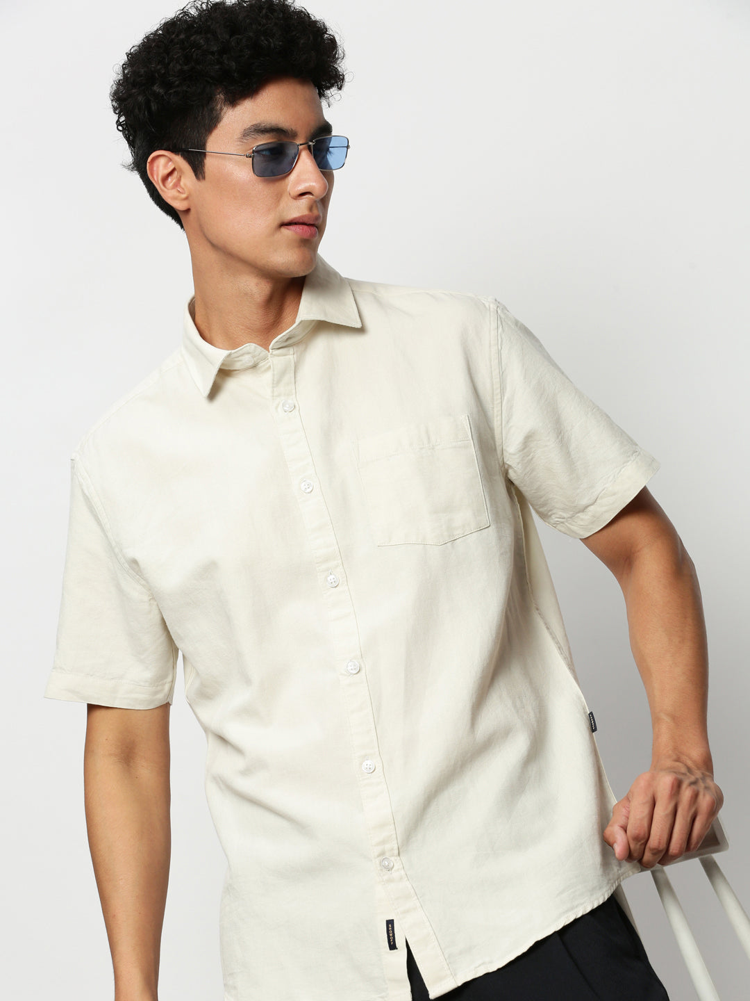 Men Cream Solid Casual Casual Shirts