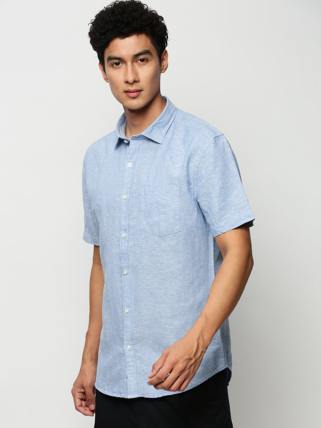 Men Blue Solid Casual Casual Shirts