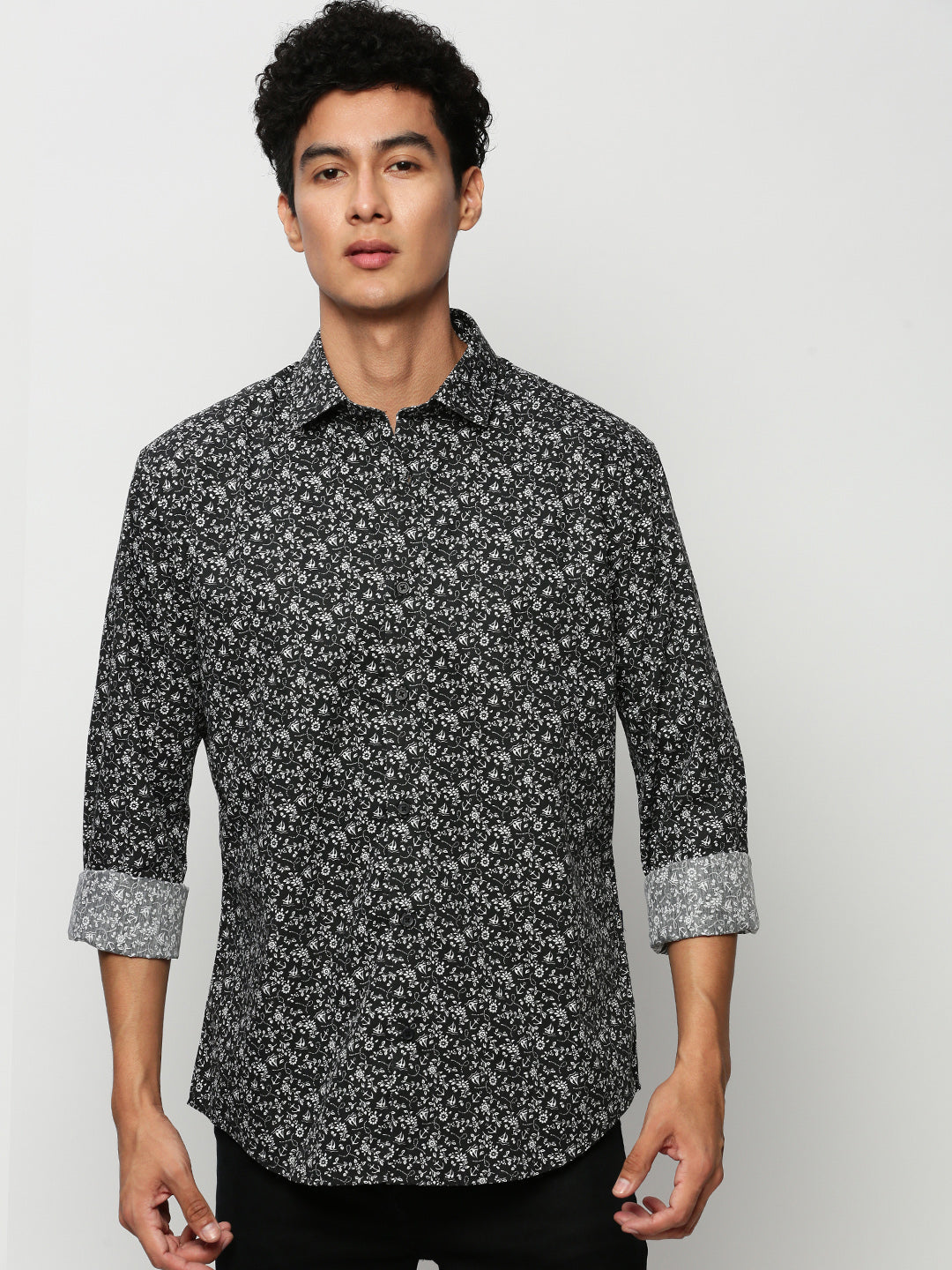 Men Black Floral Casual Casual Shirts