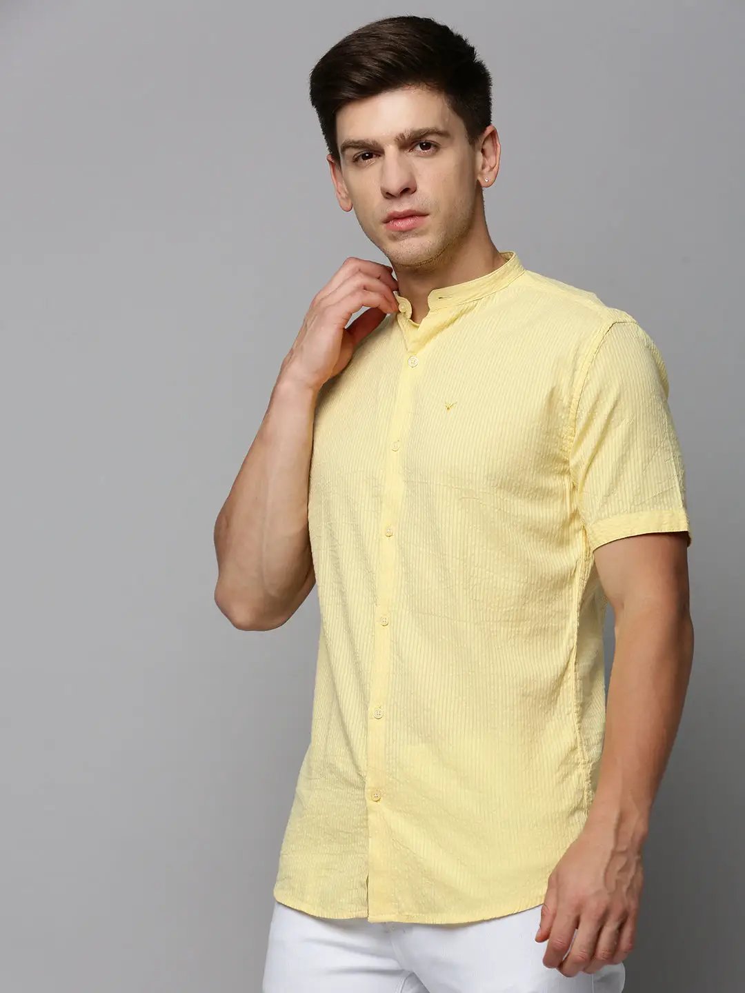 Men's Yellow Solid Casual Shirt
