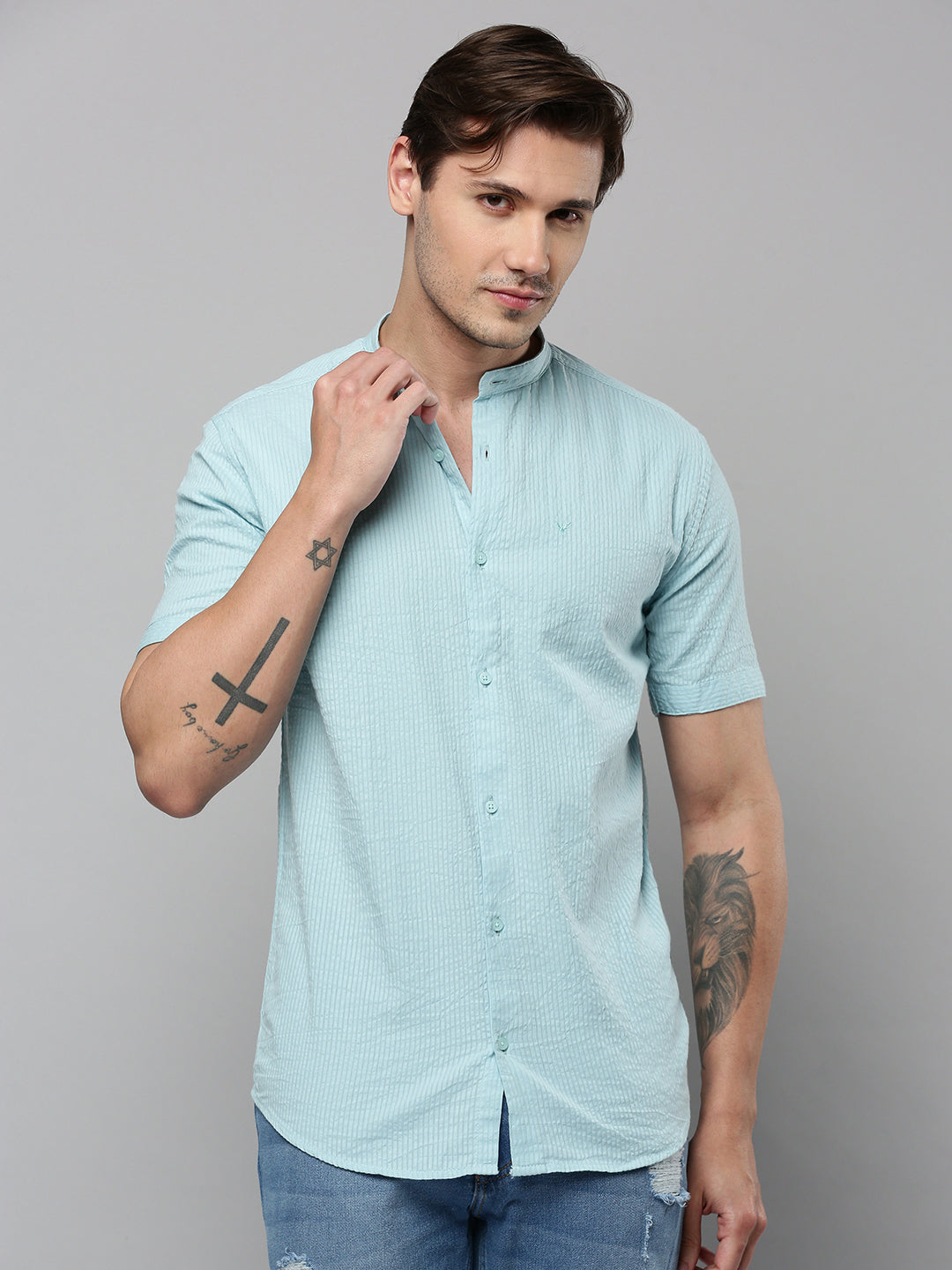 Men Blue Solid Casual Shirt