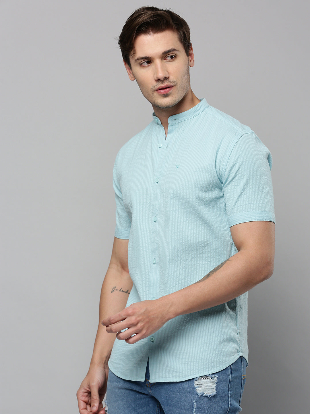 Men Blue Solid Casual Shirt