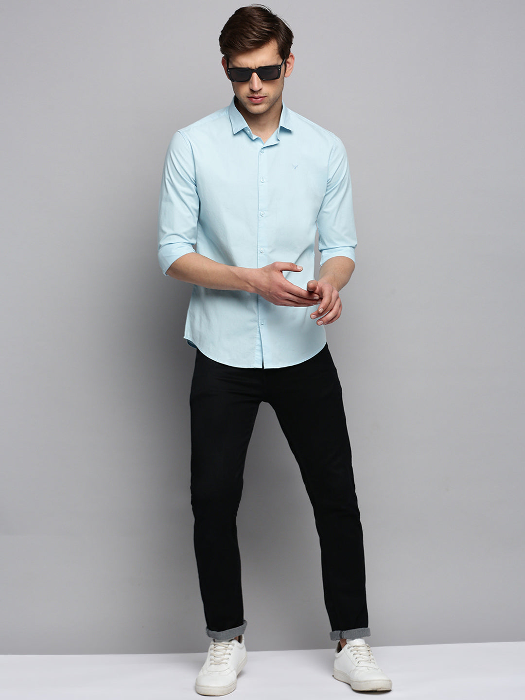 Men Blue Solid Casual Shirt