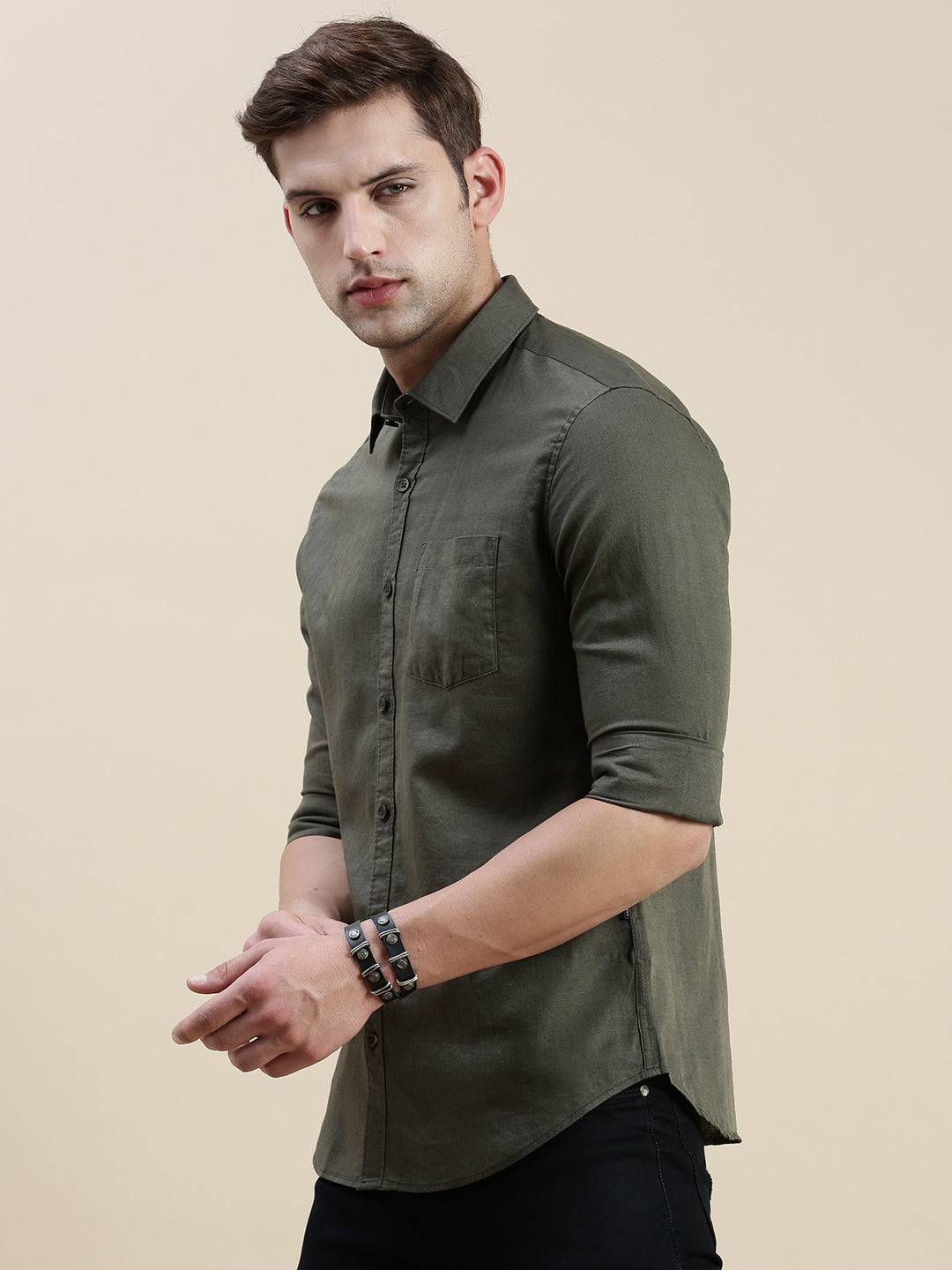 Men Green Solid Casual Shirt