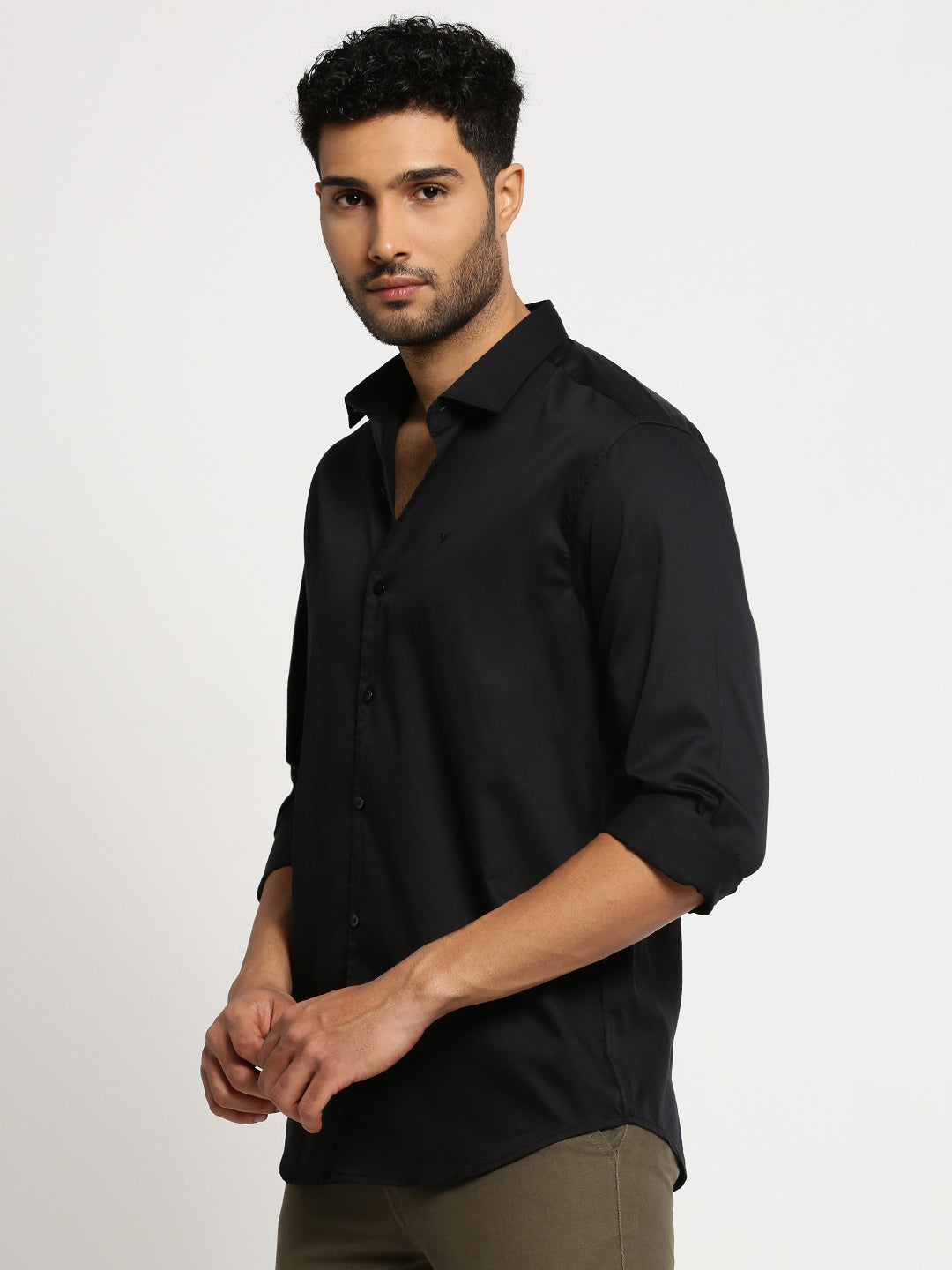 Men's Black Spread Collar Solid Shirt