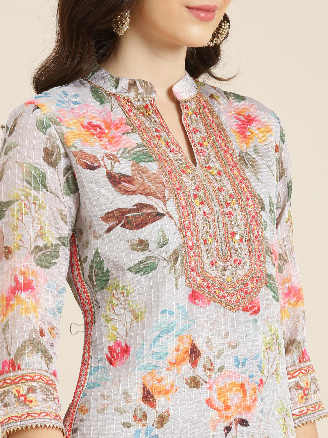 Women Grey Floral Kurta Set