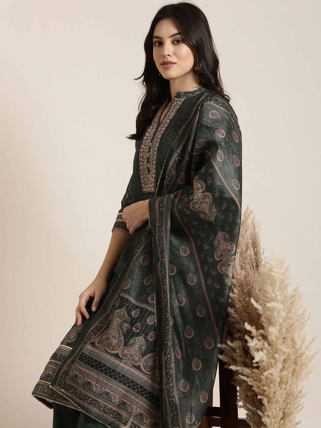 Women Straight Green Paisley Kurta and Trousers Set Comes With Dupatta