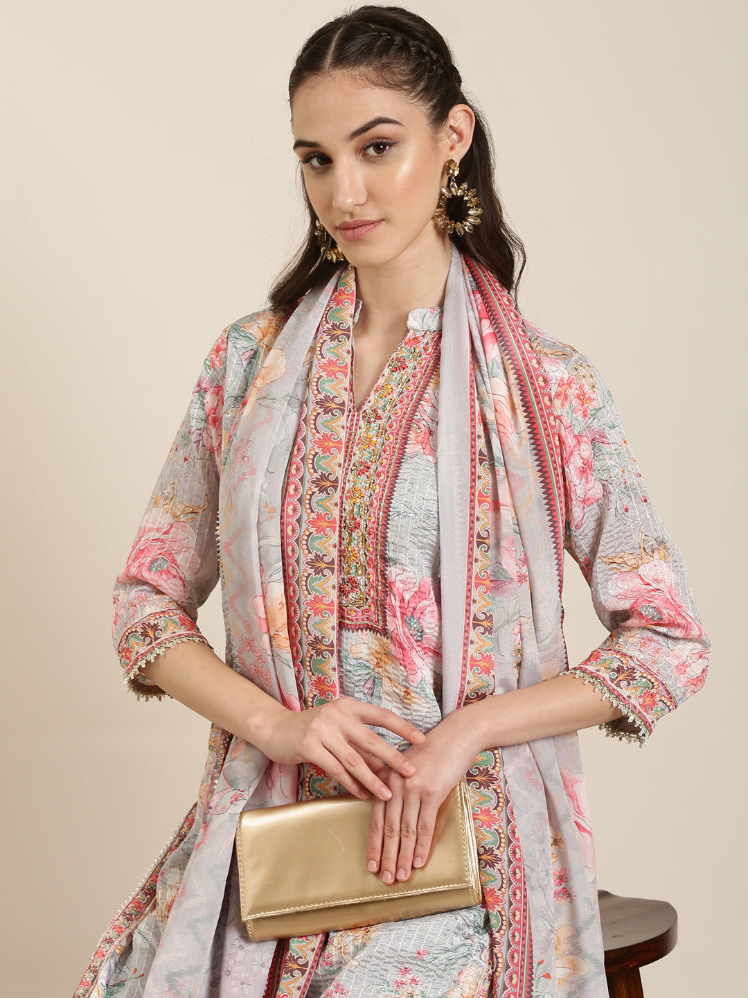 Women Grey Floral Kurta Set