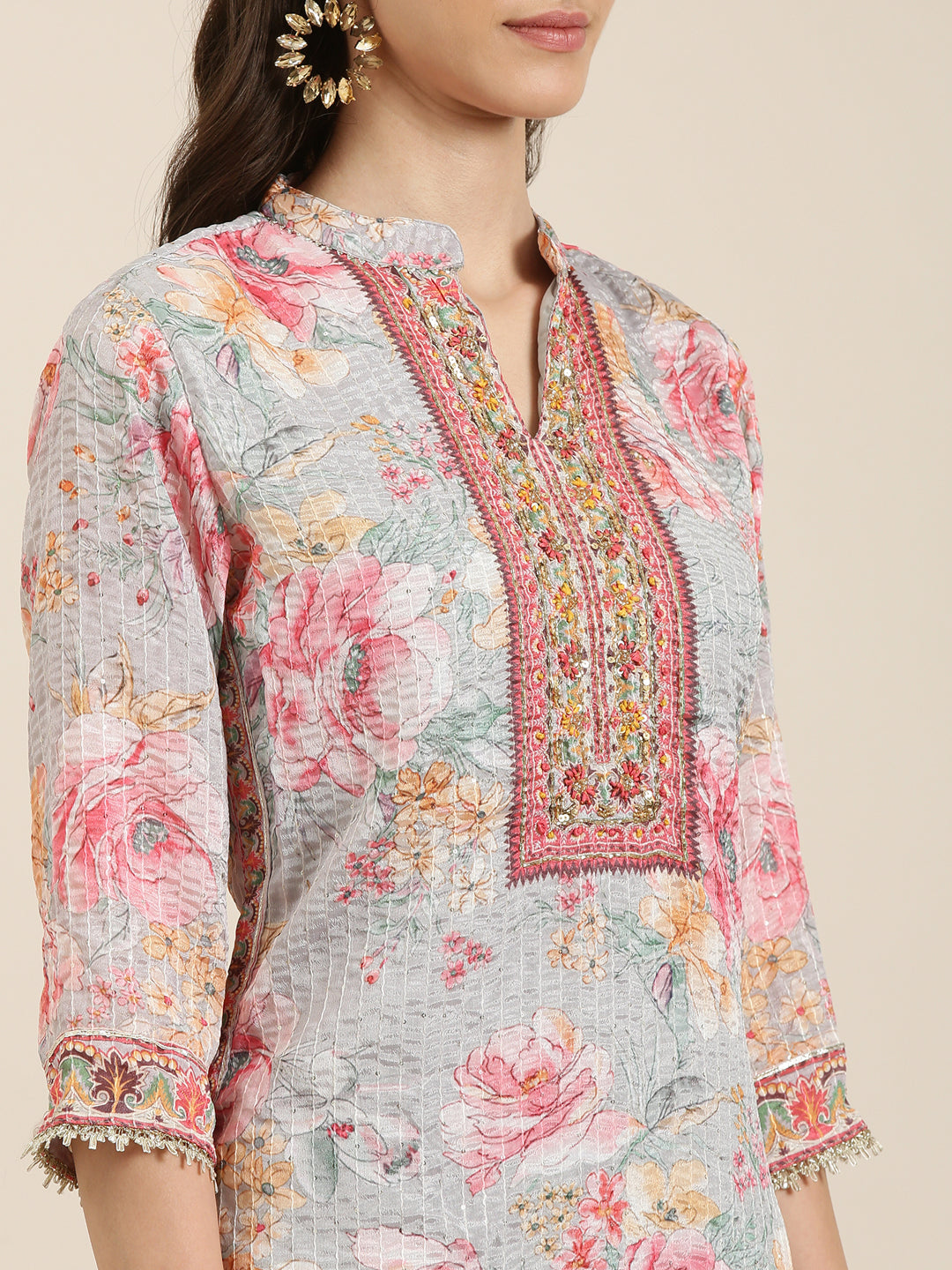 Women Grey Floral Kurta Set