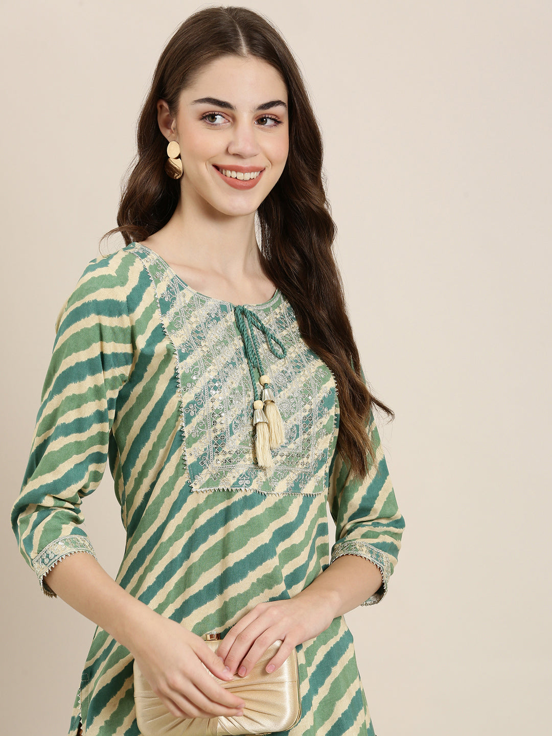 Women Green Striped Straight Kurta