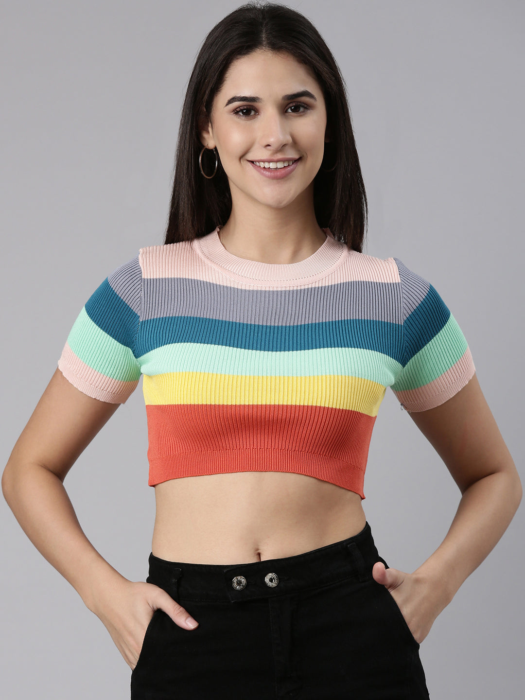 Round Neck Colourblocked Multi Fitted Crop Top