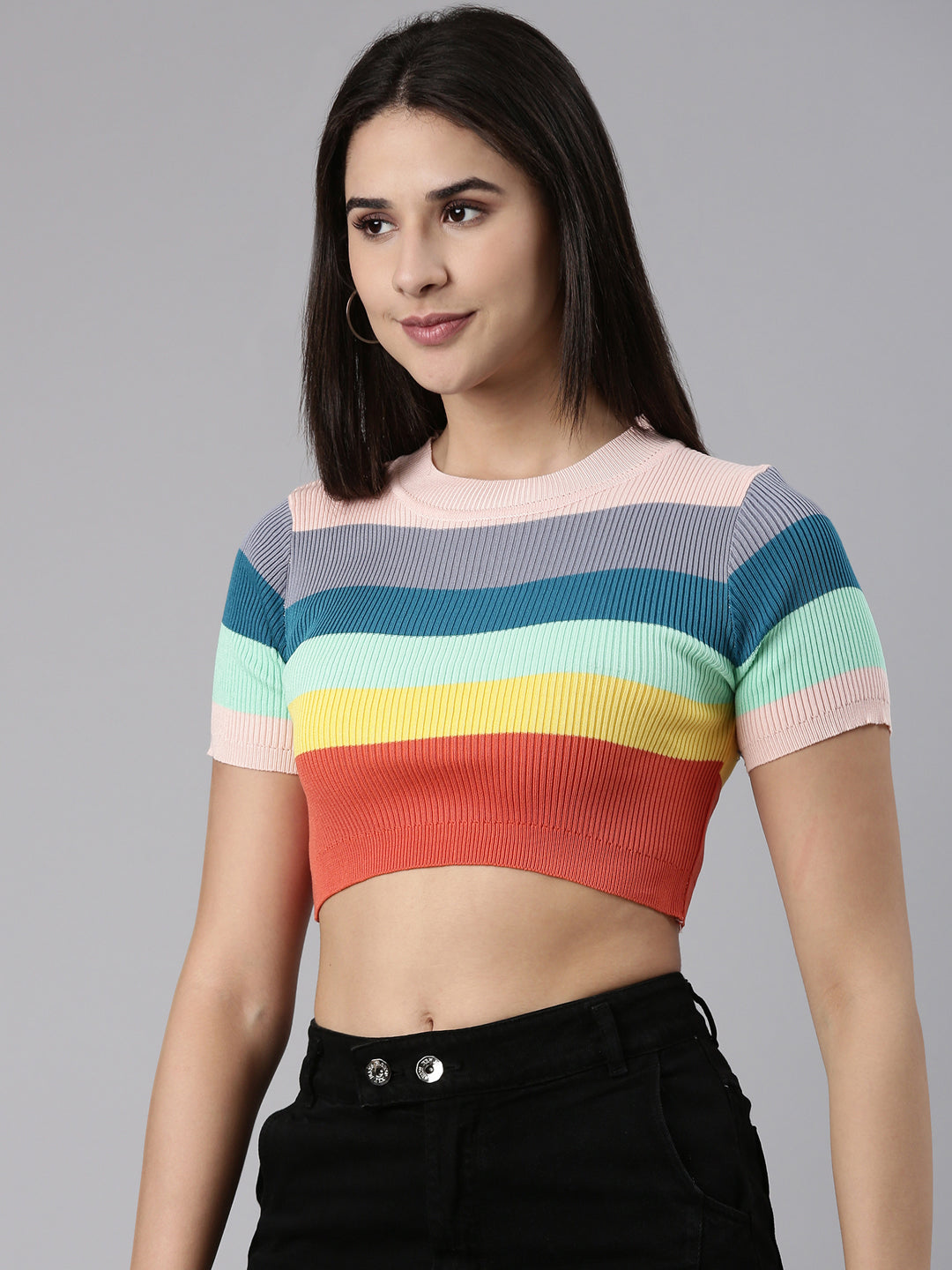 Round Neck Colourblocked Multi Fitted Crop Top