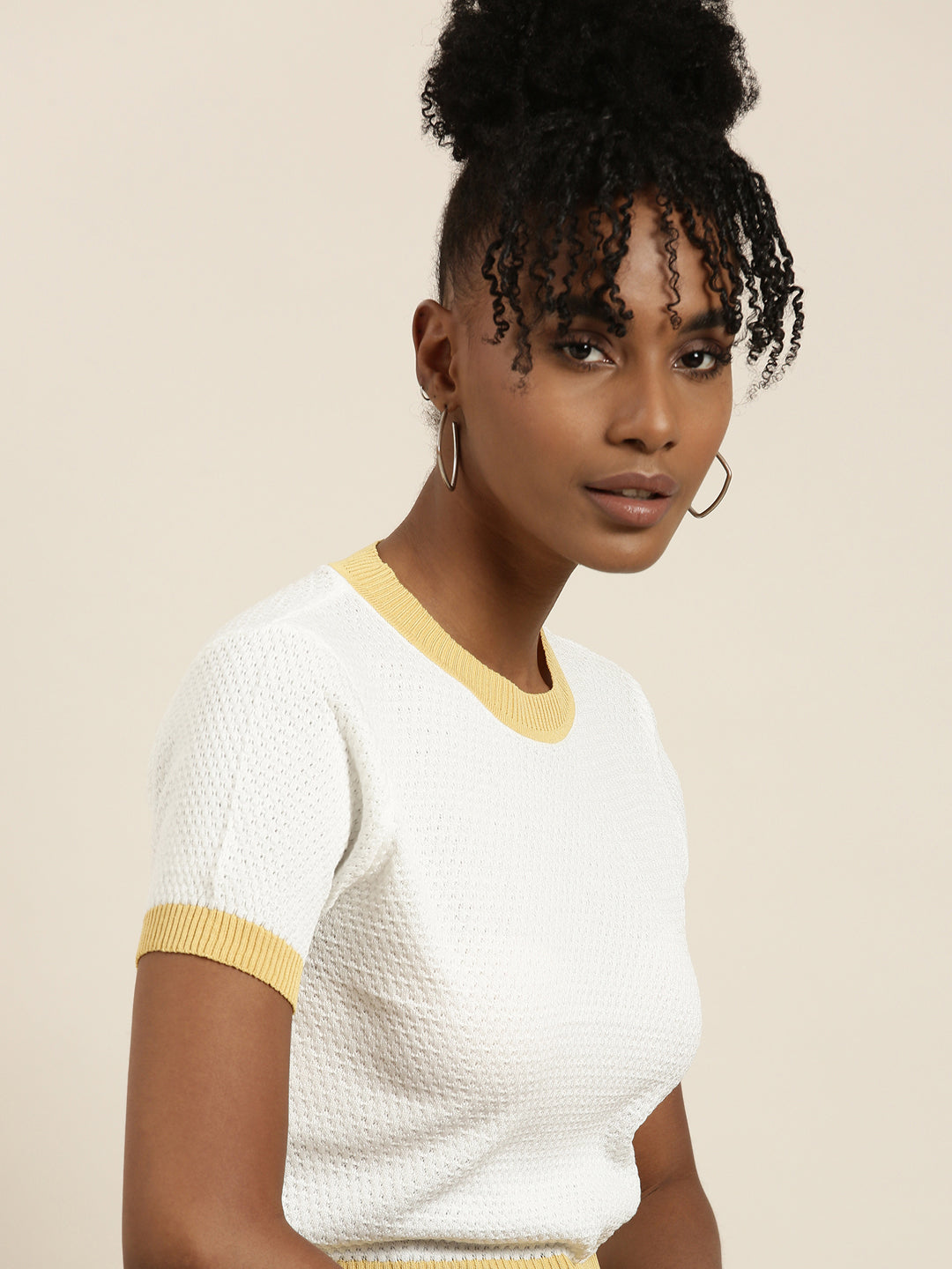 Round Neck Solid White Regular Top