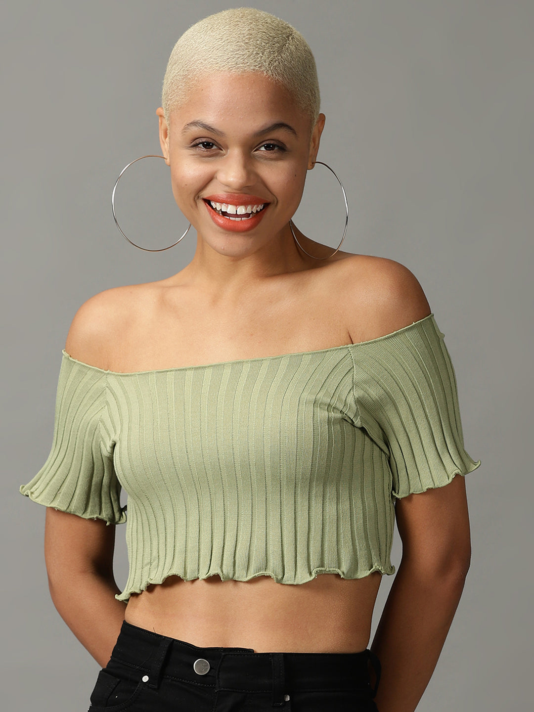 Women's Green Solid Fitted Crop Top