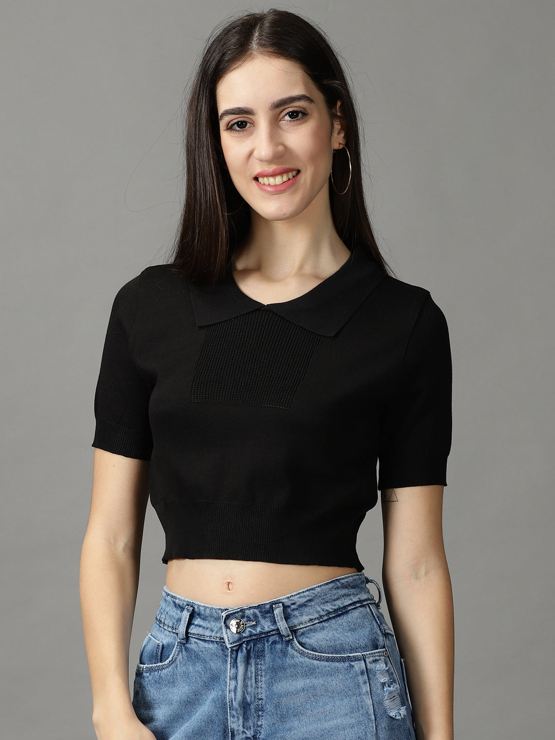 Women's Black Solid Fitted Crop Top
