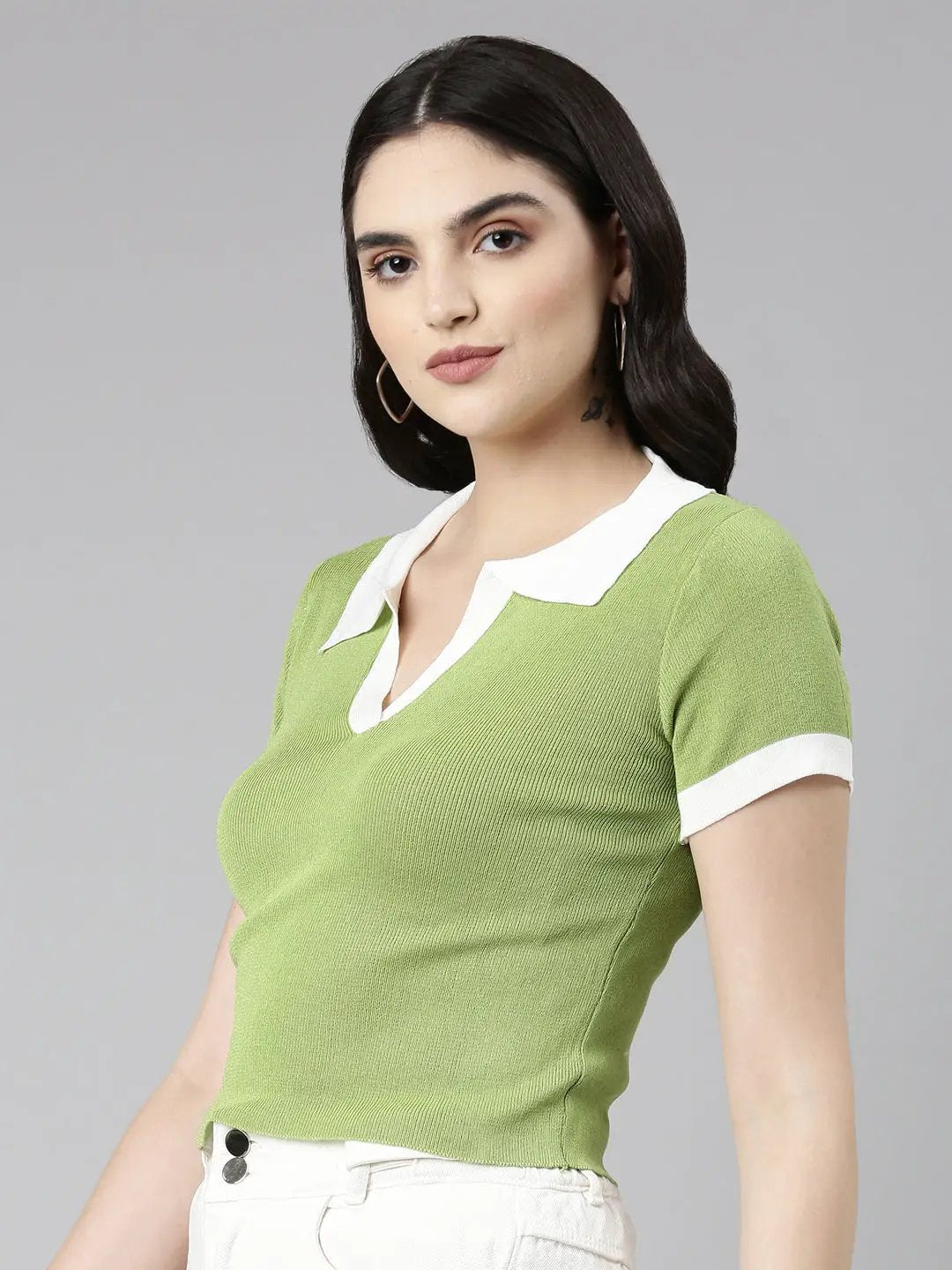 Women's Above the Keyboard Collar Solid Green Regular Top