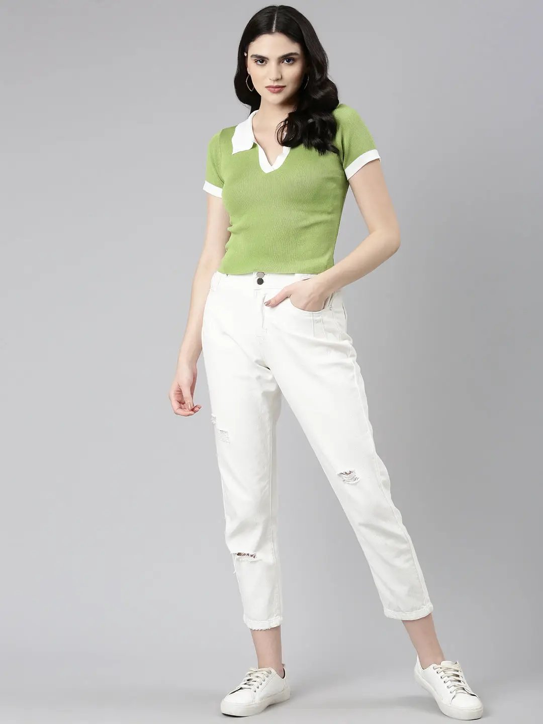 Women's Above the Keyboard Collar Solid Green Regular Top