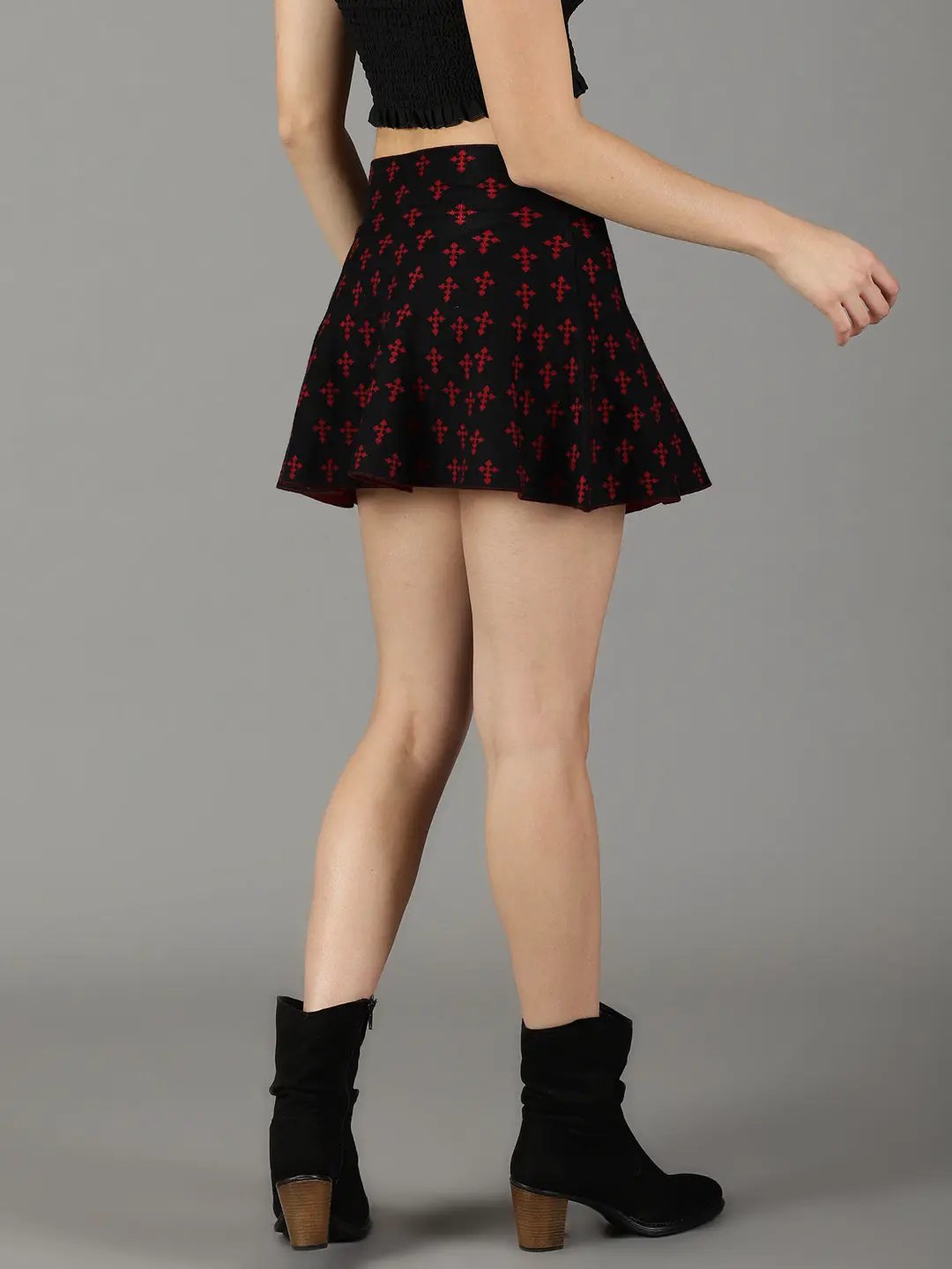 Women's Black Solid Flared Skirt