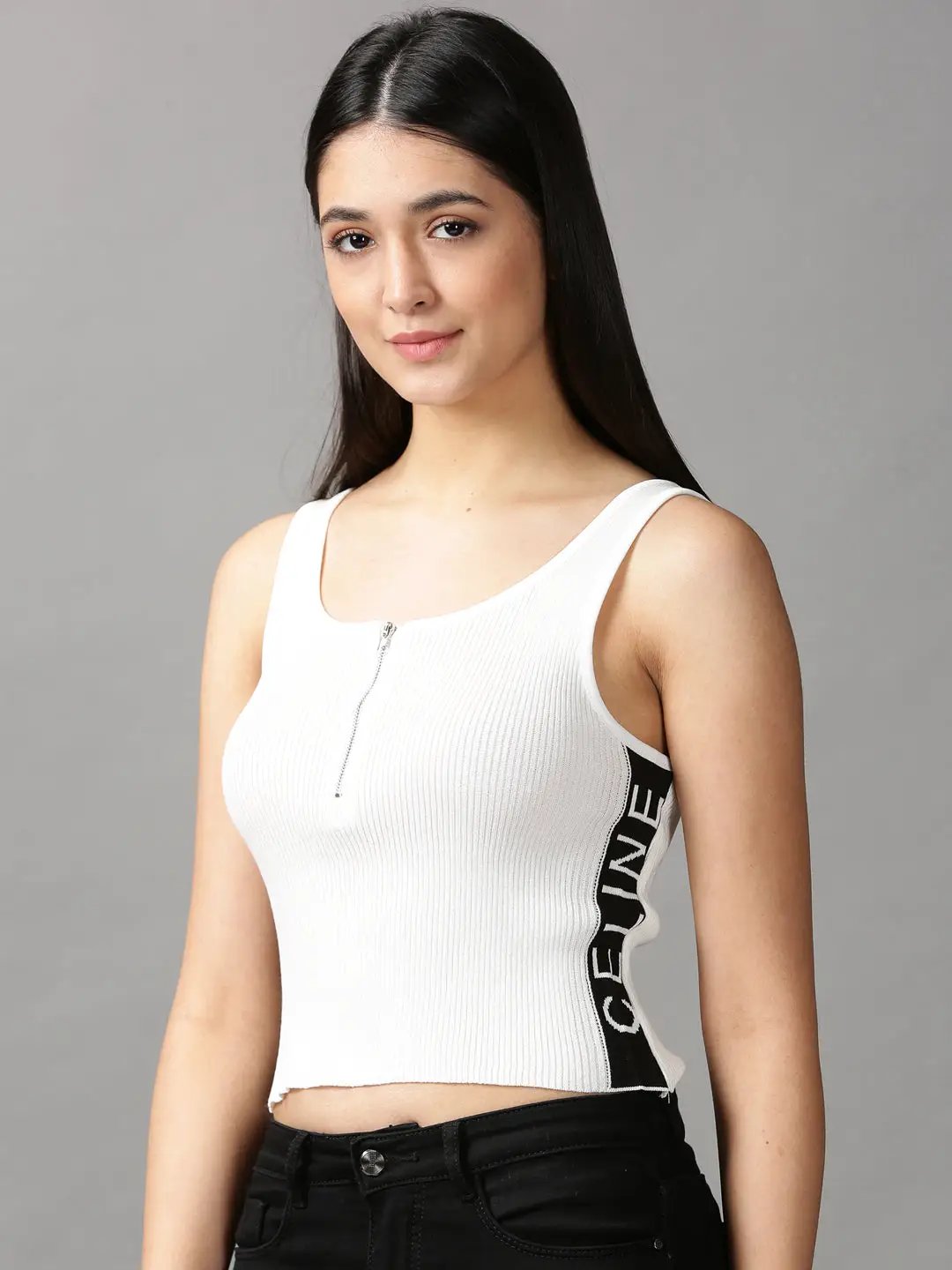 Women's White Solid Fitted Crop Top