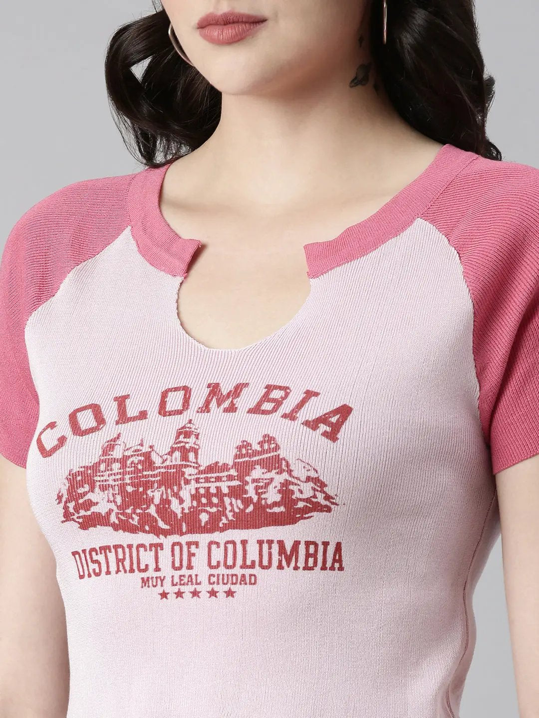 Women's V-Neck Colourblocked Raglan Sleeves Pink Crop Top