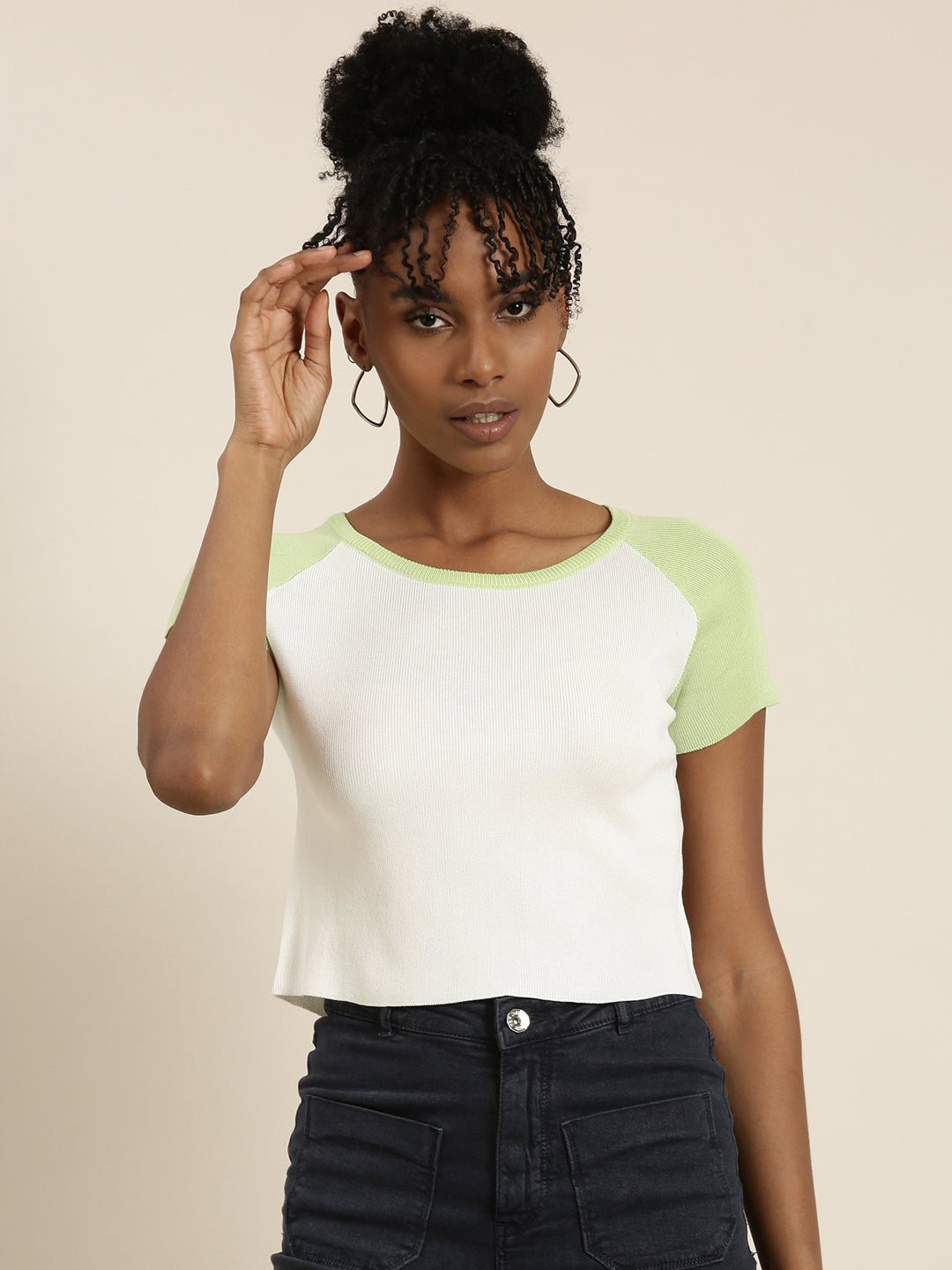 Round Neck Colourblocked Raglan Sleeves White Crop Top