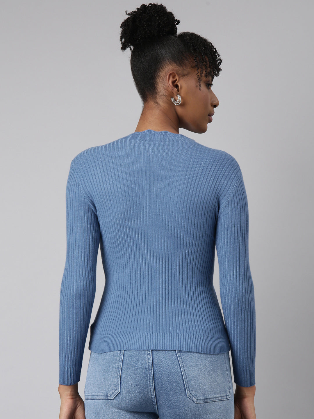 Women Blue Solid Fitted Top