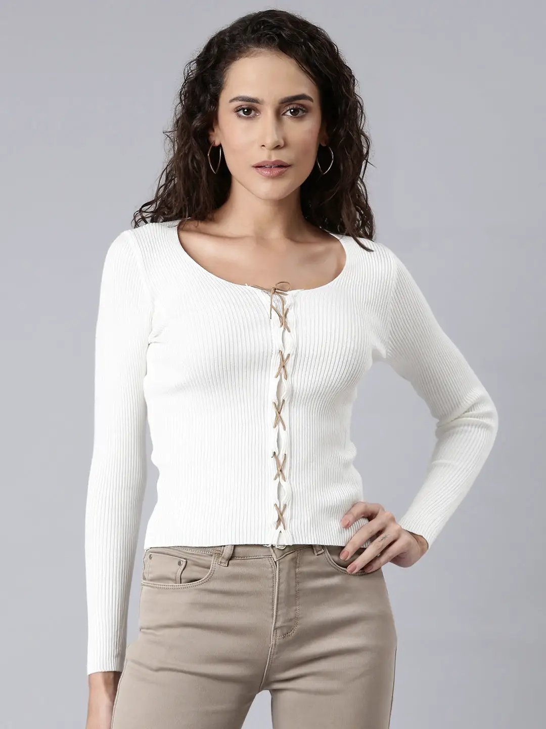 Women's Off White Solid Fitted Top