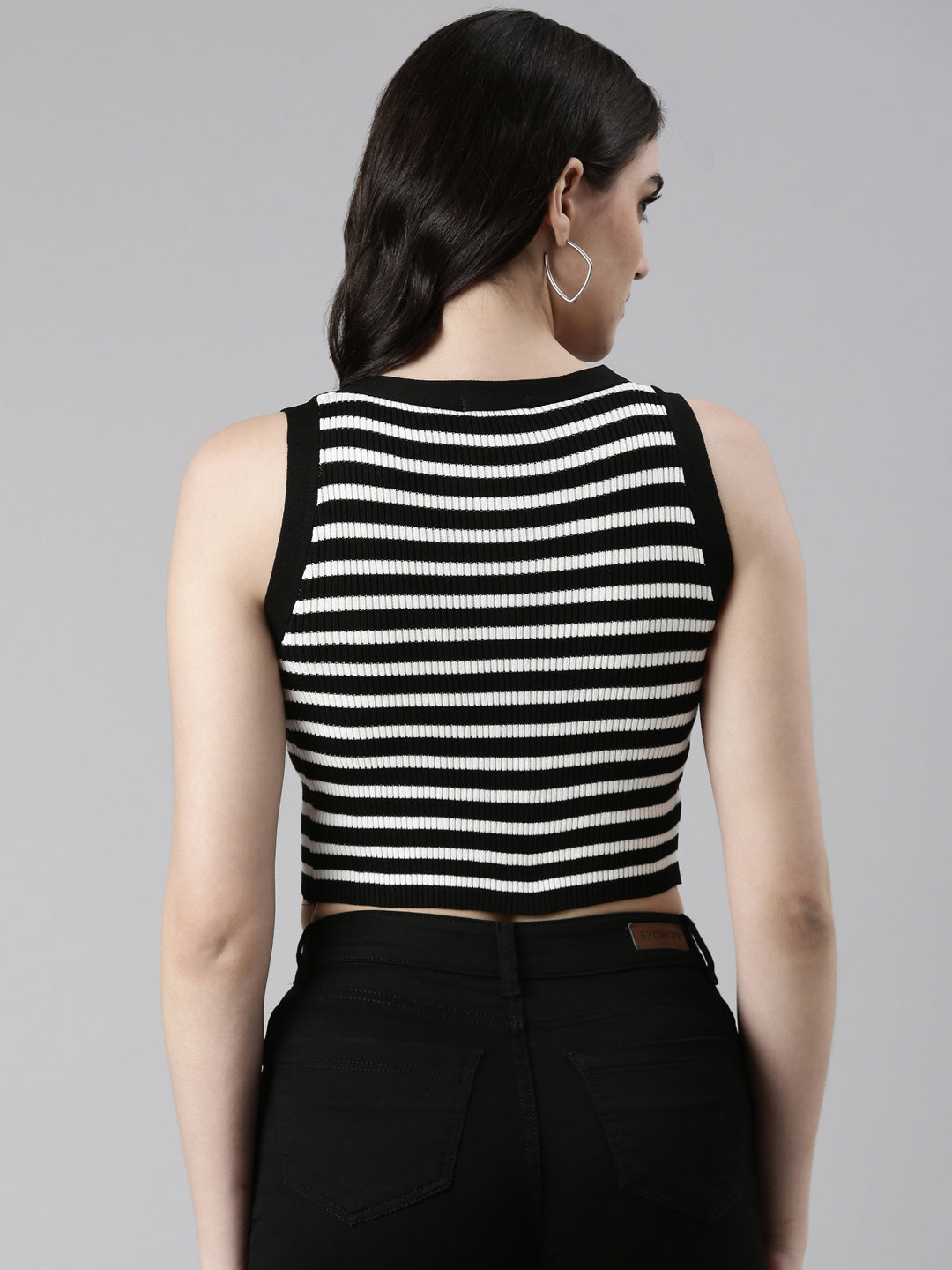 Women Round Neck Striped Sleeveless Black Crop Tank Top