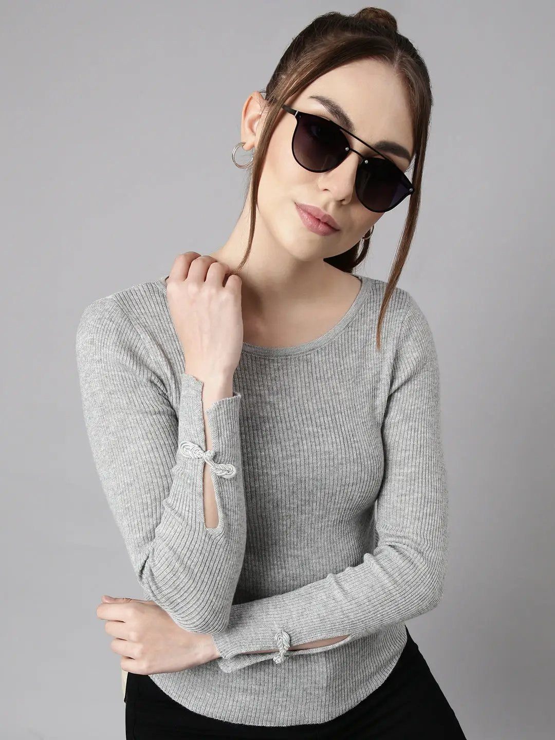 Women's Grey Solid Fitted Top