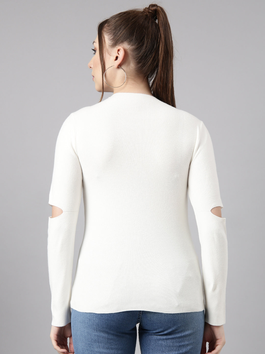 Women Off White Solid Fitted Top