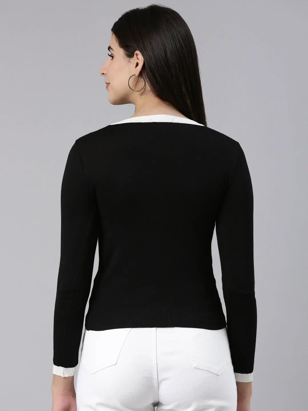 Women's Round Neck Solid Black Fitted Regular Top