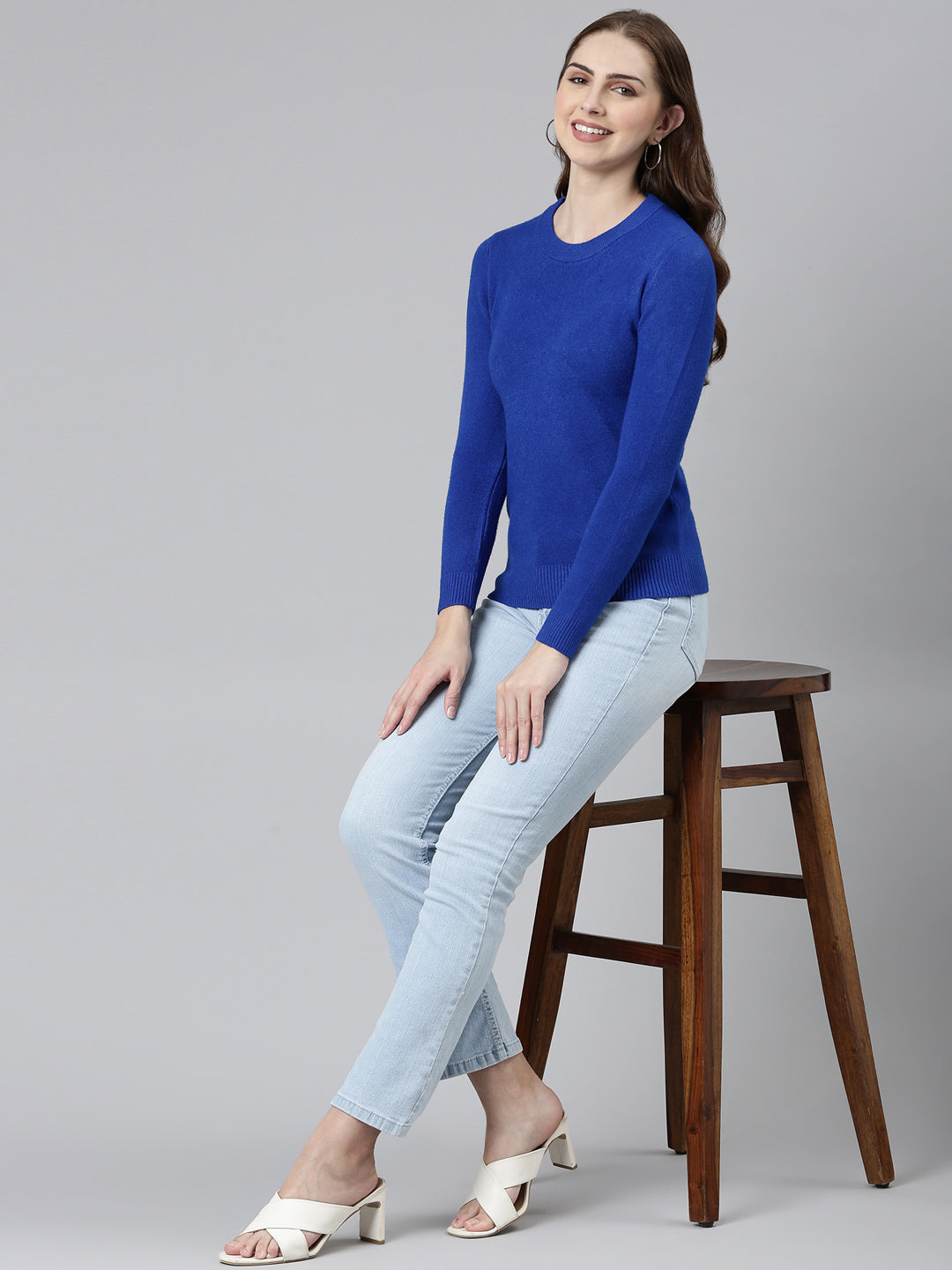 Women Round Neck Solid Regular Sleeves Fitted Blue Top