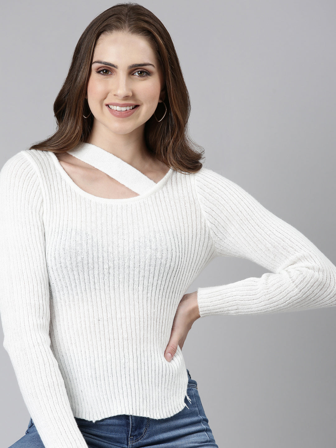 Women Scoop Neck Solid Regular Sleeves Fitted White Top