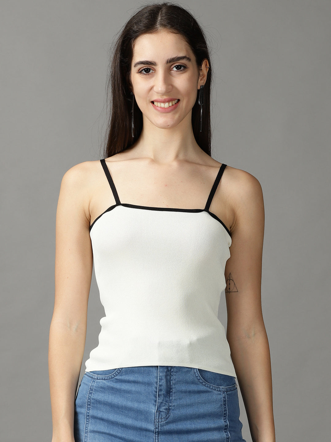 Women's Beige Solid Fitted Crop Top