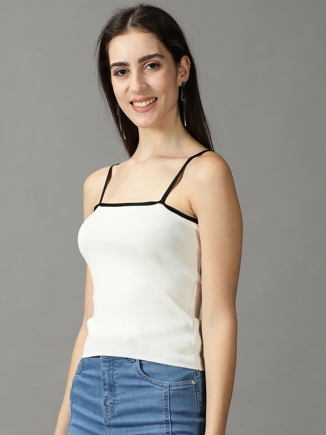 Women's Beige Solid Fitted Crop Top