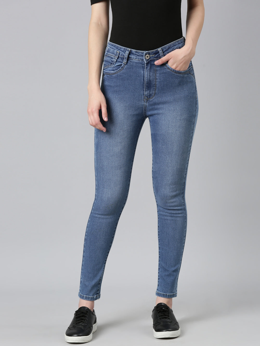 Women Blue Solid Skinny Fit Denim Jeans