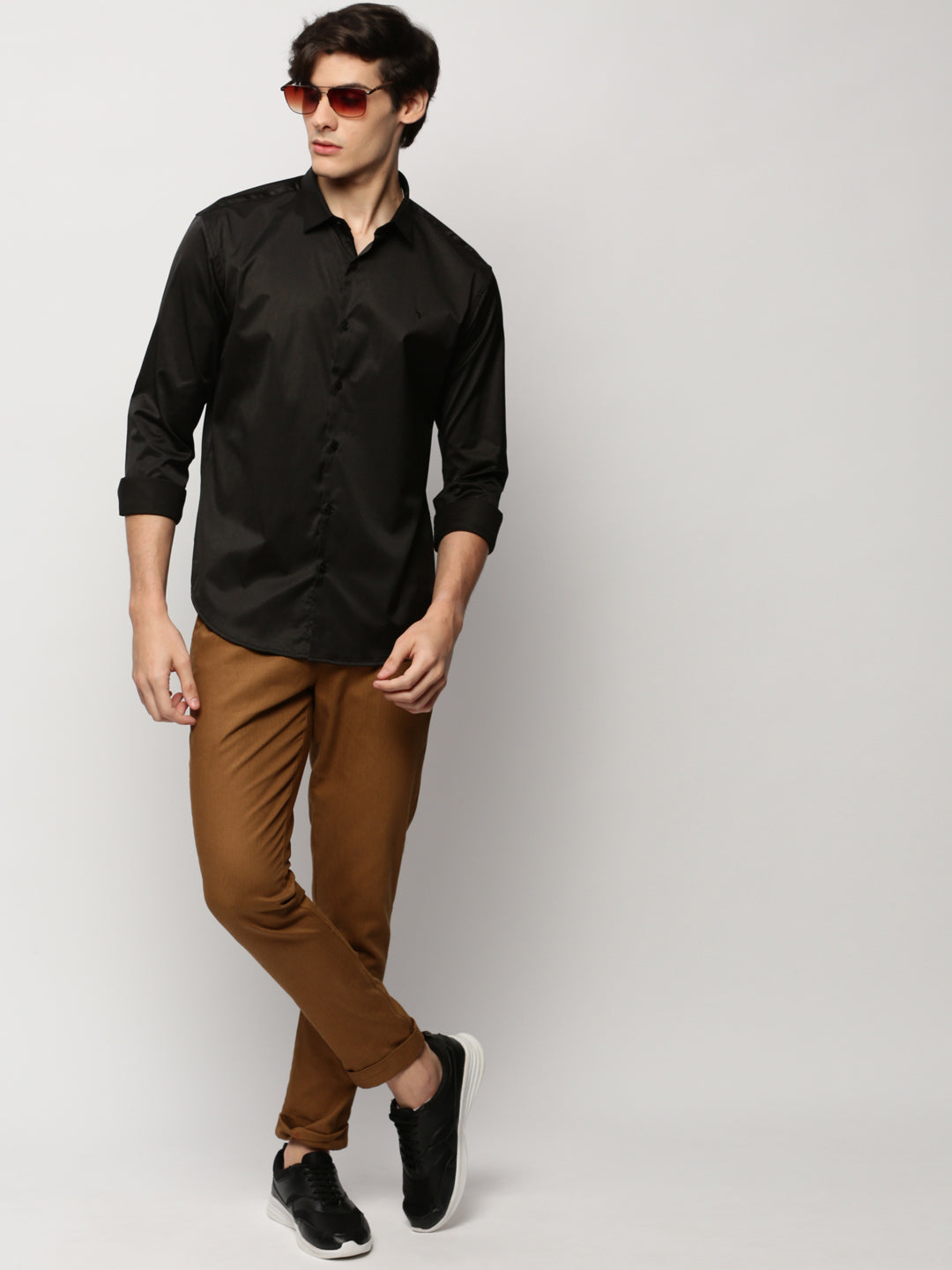 Men Black Solid Casual Casual Shirts