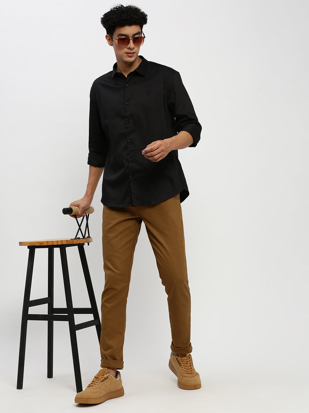 Men Black Solid Shirt