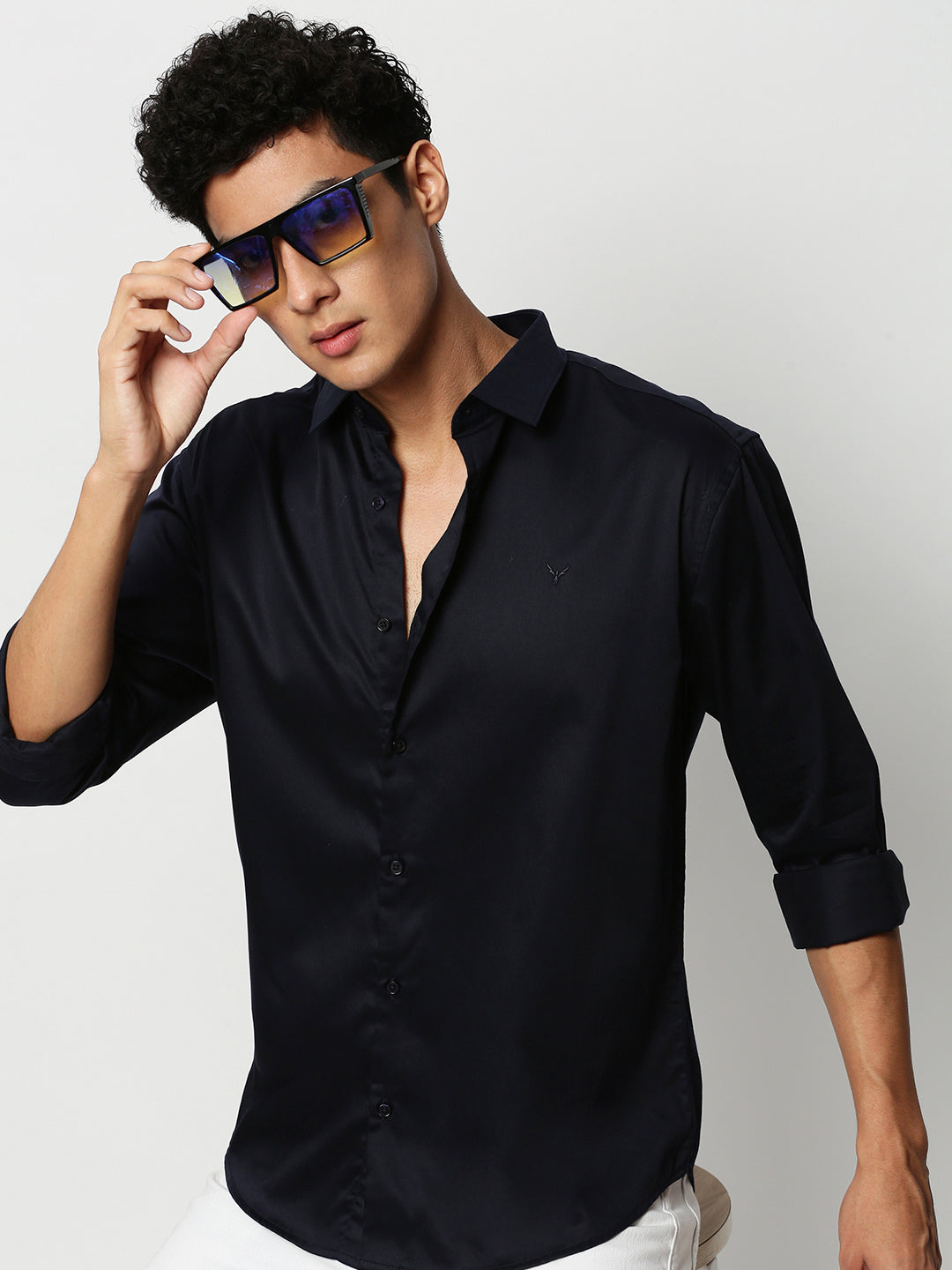 Men Navy Solid Casual Casual Shirts