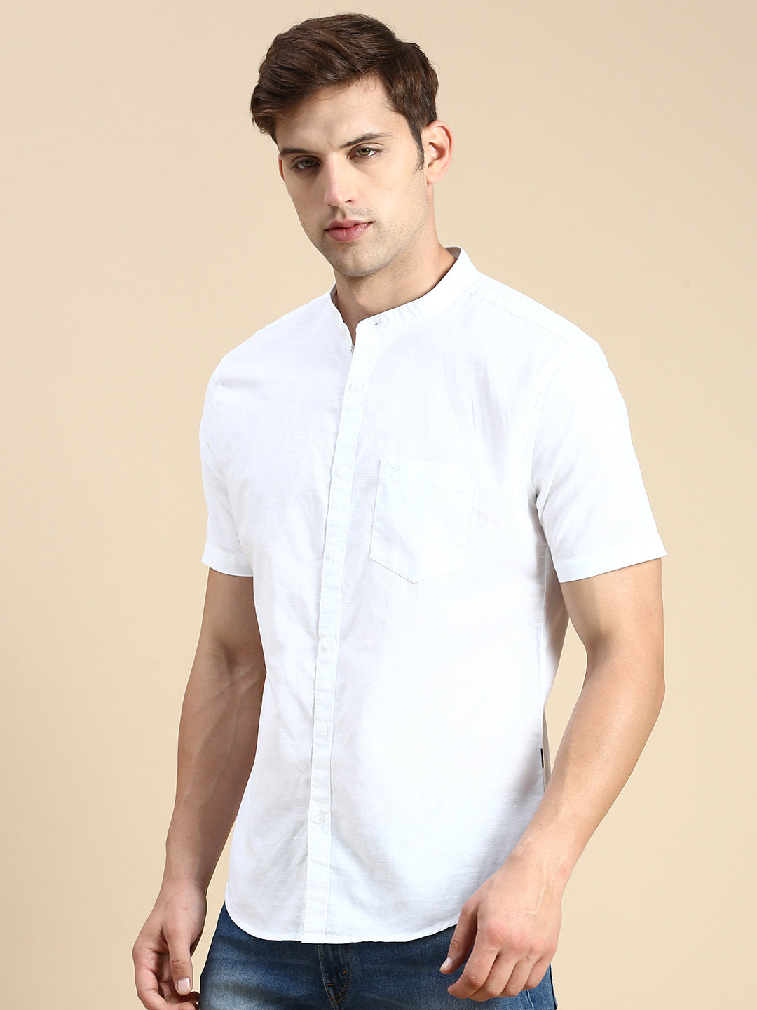 Men White Solid Casual Shirt