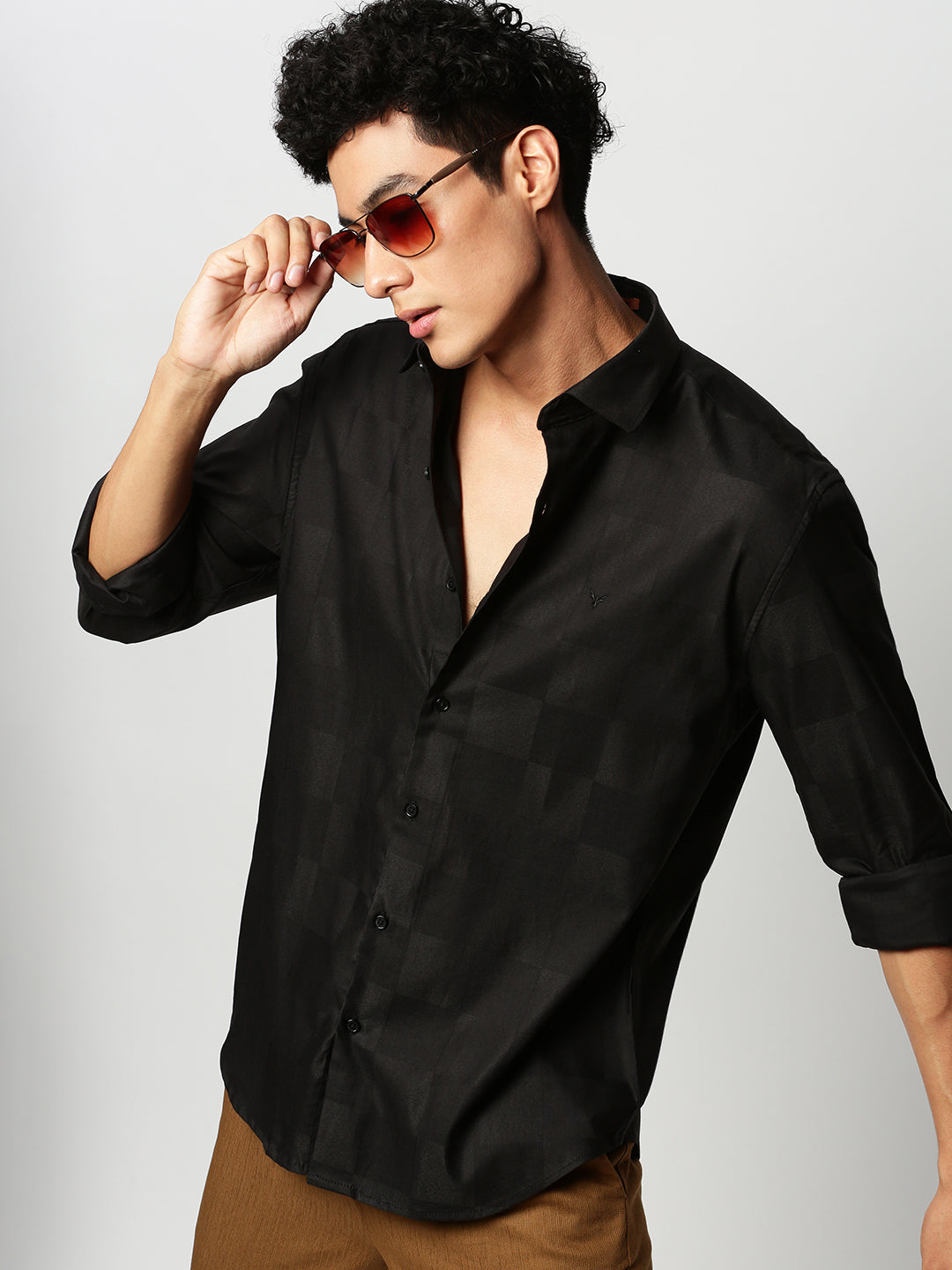 Men Black Checked Casual Casual Shirts