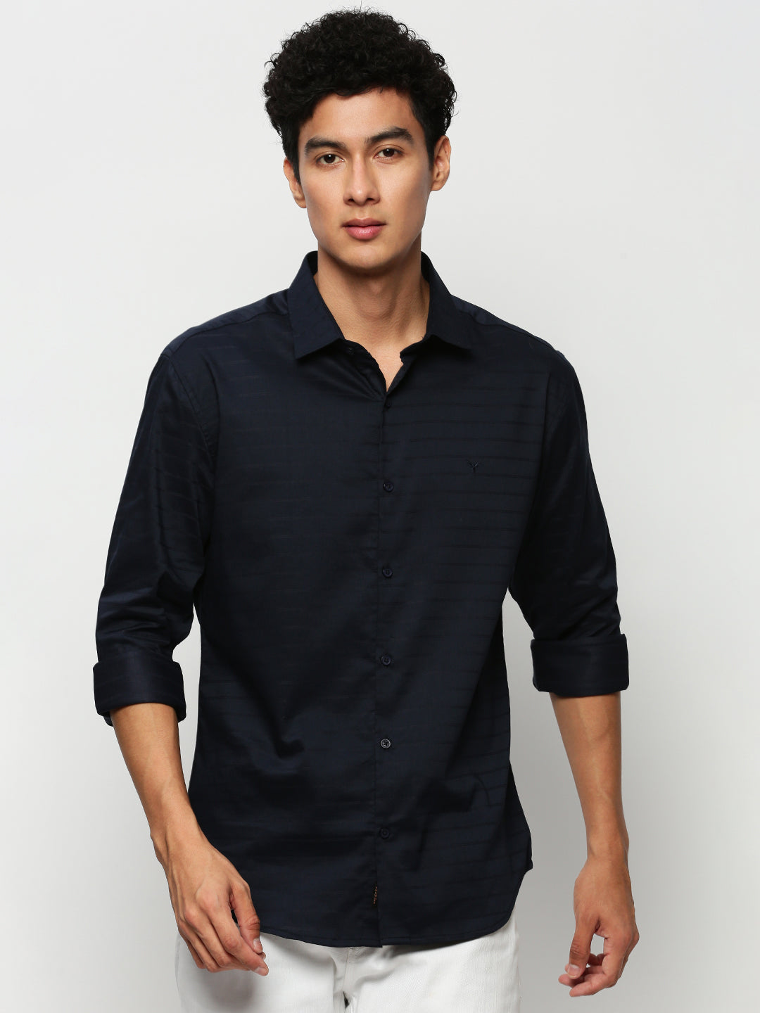 Men Navy Striped Casual Casual Shirts