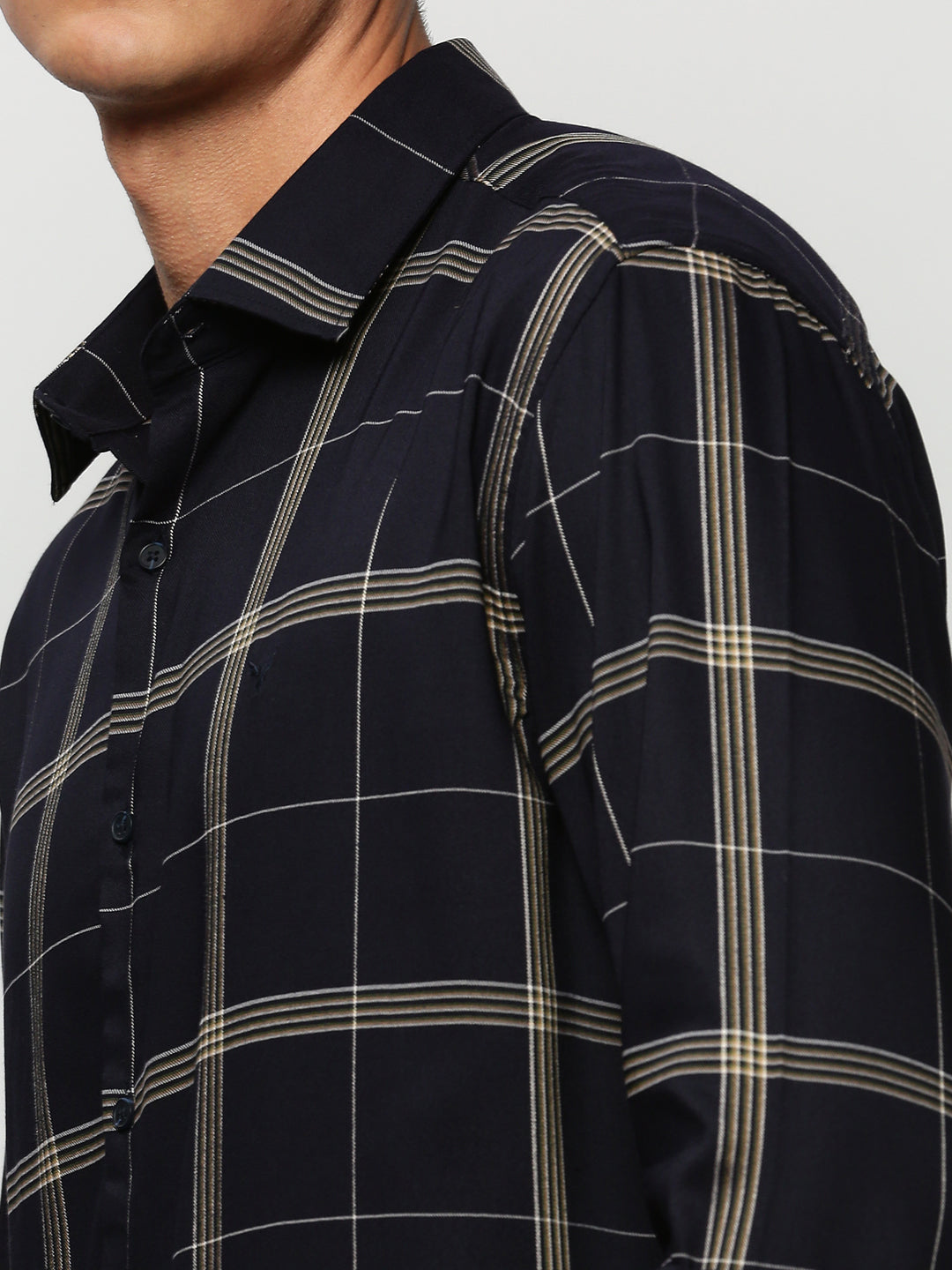 Men Navy Checked Casual Casual Shirts