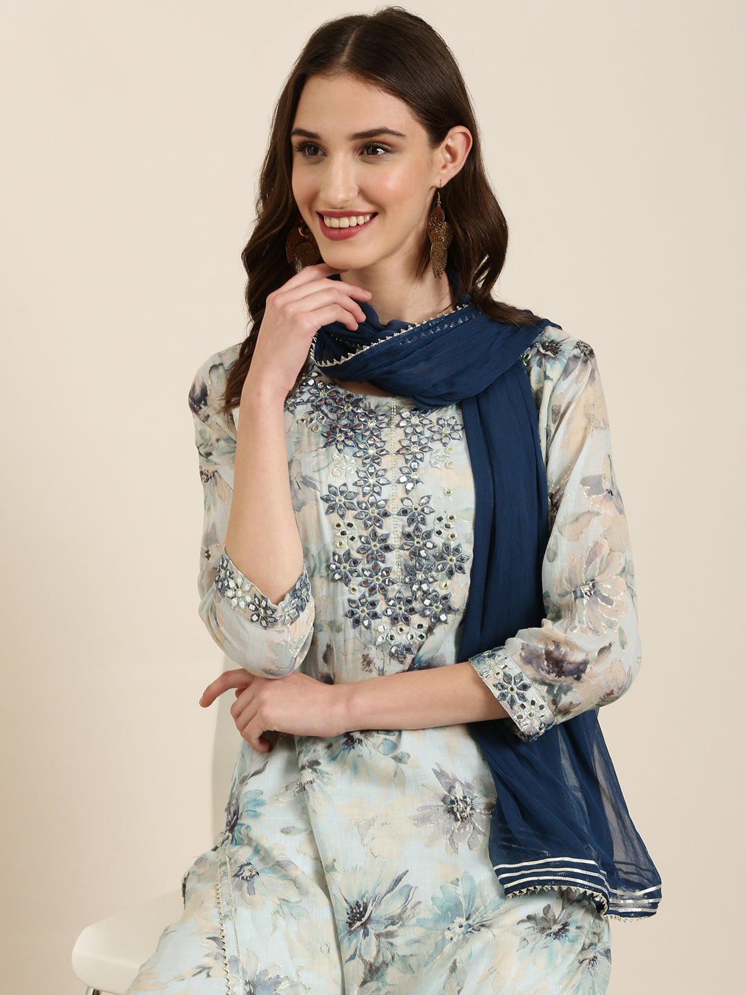 Women Blue Floral Kurta Set