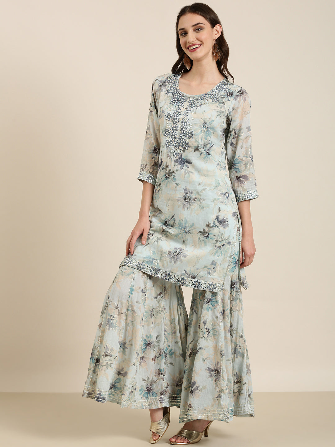 Women Blue Floral Kurta Set