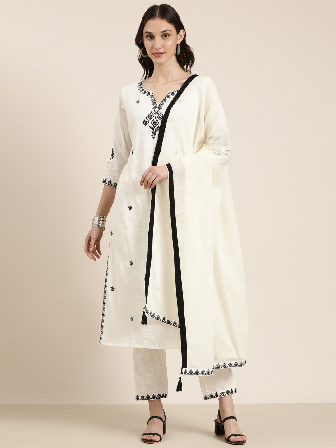 Women's Off White Ethnic Motifs Mirror Work Embroidered Regular Kurta Set With Dupatta
