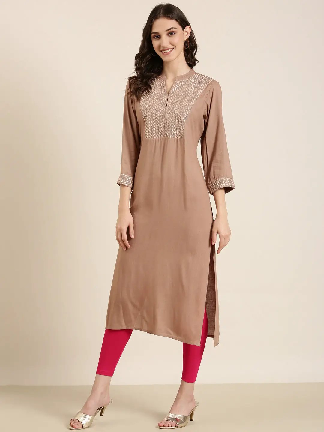 Women's Mauve Solid Straight Kurta